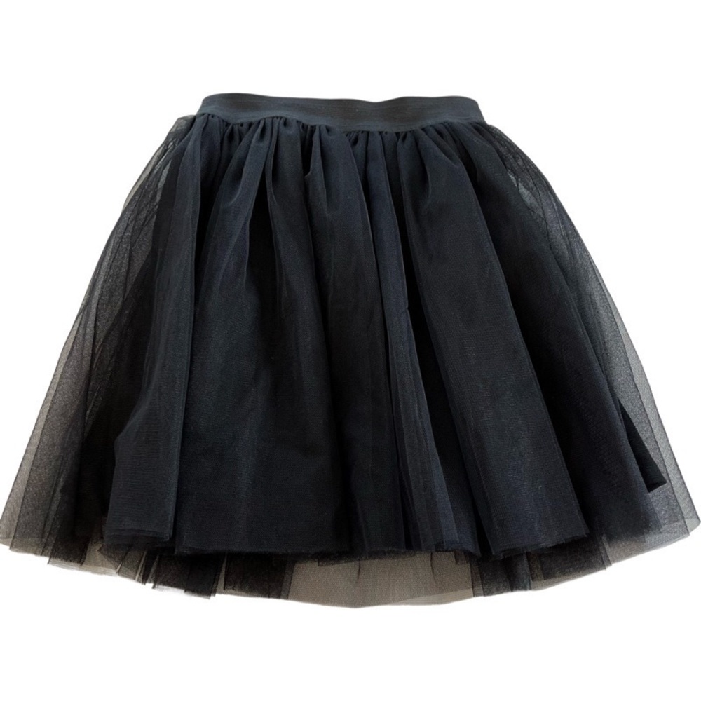 Girls Black tulle skirt. S